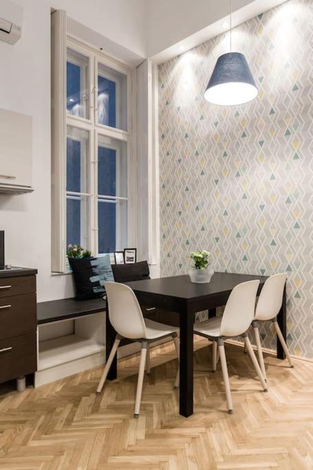 Luxury St Stephen's Basilica Appartement Budapest